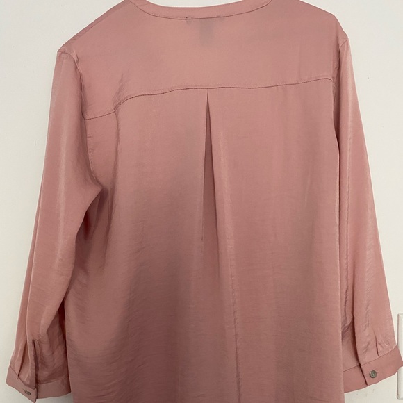 Soft and Silky button up shirt - Picture 4 of 4